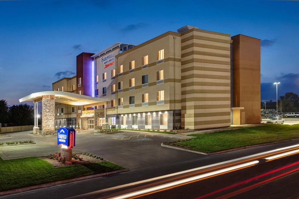 Fairfield Inn & Suites Whitewater المظهر الخارجي الصورة
